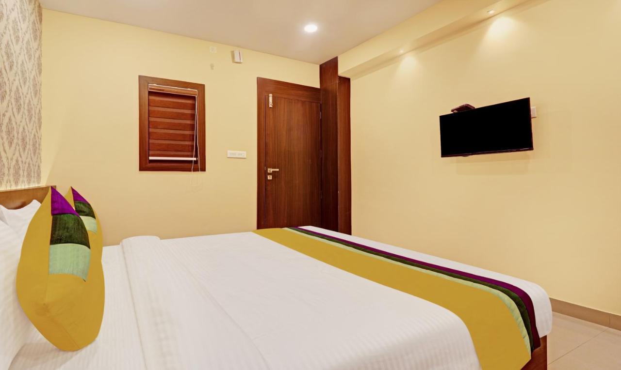 Itsy Hotels Sapphire Residency Manjeri ภายนอก รูปภาพ